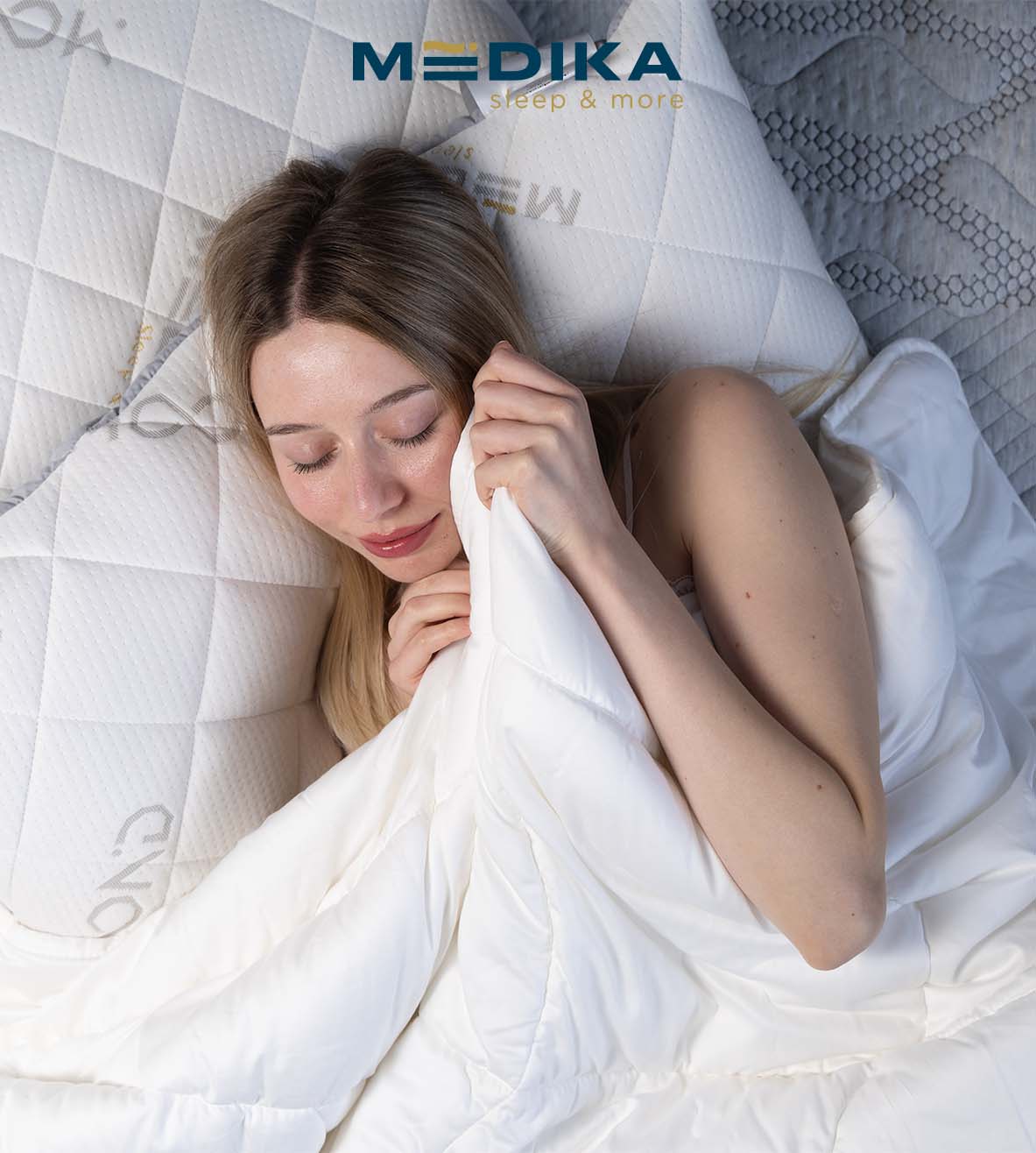 Foto con logo Medika00017